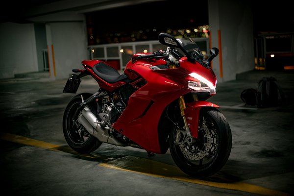 Quels sont les points à vérifier lors de l'achat d'une moto d'occasion pour éviter les coûts cachés ?